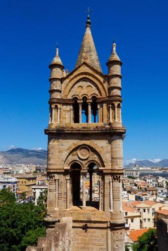 Cattedrale di Palermo, campanile